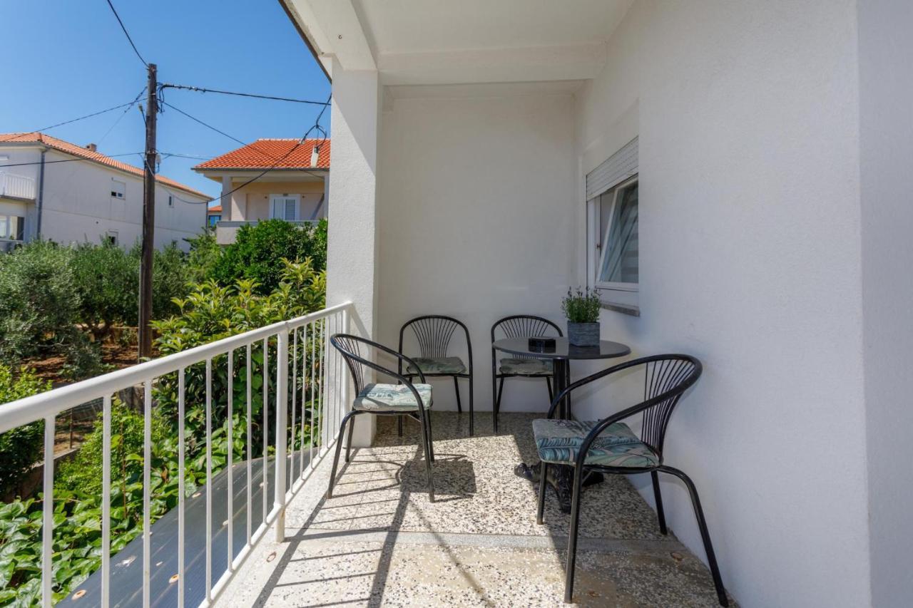 קרק Apartman Laura מראה חיצוני תמונה